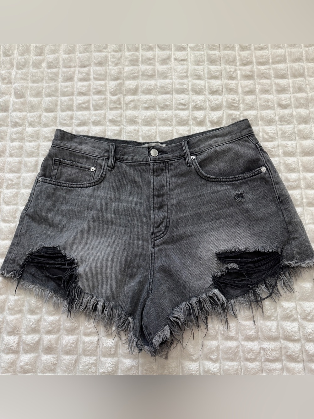 We the Free People 29 Gray Loving Good Vibrations CRVY Distressed Cut Off Shorts